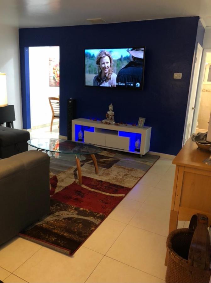 Blue Room By The Gables Miami Luaran gambar