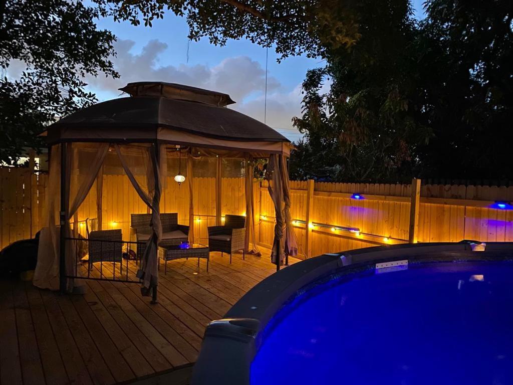 Blue Room By The Gables Miami Luaran gambar